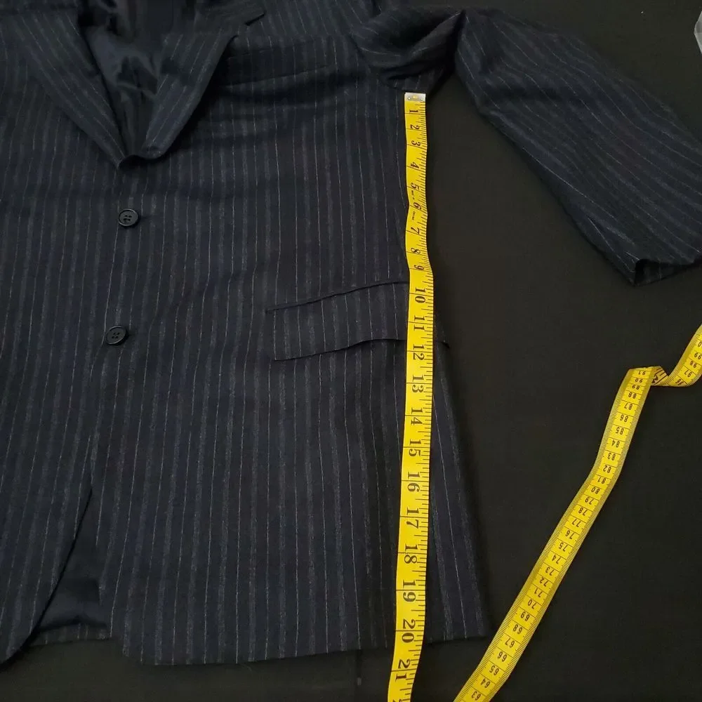 CANALI Jacket Men's 52 Navy Blue Pinstripe Classic Suit Blazer Double Vent Italy